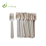 Disposable wooden knife fork spoon cutlery set for restaurant