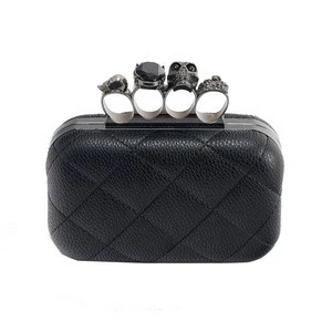 Factory High Quality Women Clutch Bag Fashion Retro Black Style Hand Grasping Skull Ring Vintage Chain Evening Bags 2020