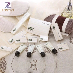 Hotel Supplier Certificated Disposable Amenities Sets Wholesale Luxury Bath Amenities Cheap 5 star Hotel Amenity Set