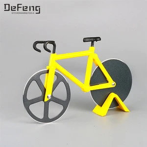 New design bicycle shape stainless steel pizza cutter with double wheel