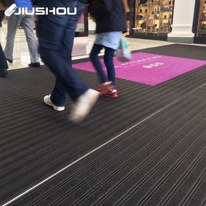 Plastic interlocking entrance floor tile price dubai pvc vinyl floor tile