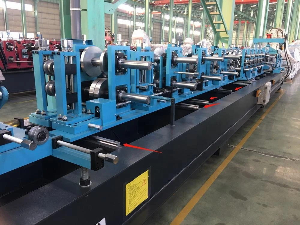 Purlins Forming Machine C Z Section Steel PLC Control Panel Roll Forming Machine Steel Tile 1-3mm Rolling Thinckness