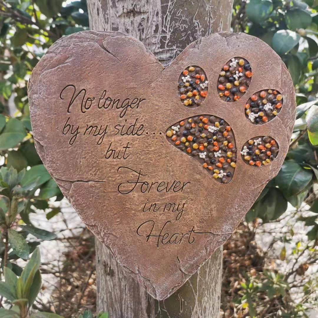 Resin Garden Heart Shaped Pet Memorial Stones