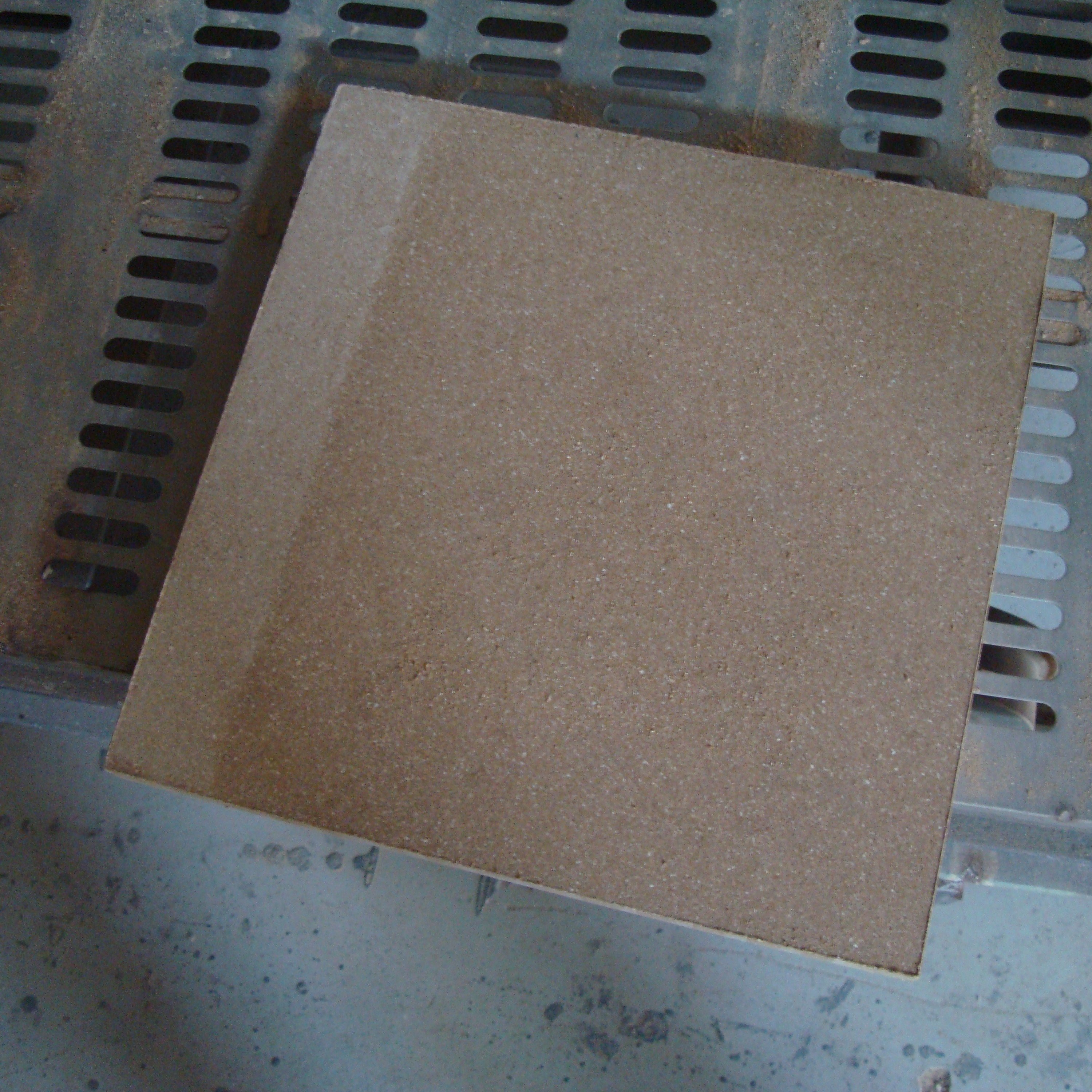 Buy Vermiculite Insulation Board To Aluminium Smelter from Zhengzhou