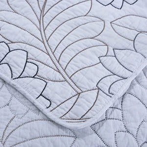wholesale cotton indian white luxury embroidered high quality luxury romant bridal palin solid bed spread bedspreads set