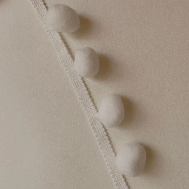YLM02 Fabric DIY White Super Bobble ball fringe lace pompom trim sewing clothing accessory