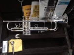 Bach Stradivarius 180S37 Bb Trumpet-------1400Euro
