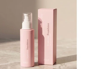 AMA Hyaluron Foundation Ultra Moist & Longwear SPF 20
