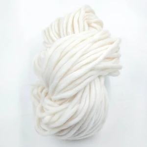 Soft  Merino Wool Iceland Crochet  Handkniting undyed yarn