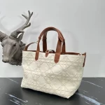 2024 Brand Wholesale Factory Luxury Womens Handbags DR Famous Brand Womens Shoulder Bag Luxury Womens Large Capacity Bag