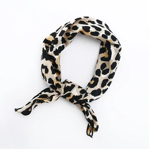 Amazon Best Selling Multifunctional Chiffon Leopard Silk Scarf