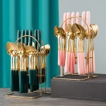 Amazons new ceramic handle spoon fork cutlery 24-piece set with shelf steak sandwich cutlery set