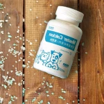 Calcium tablets with vitamin d3 for dog can be used as training reward treat common pet nutritional supplement