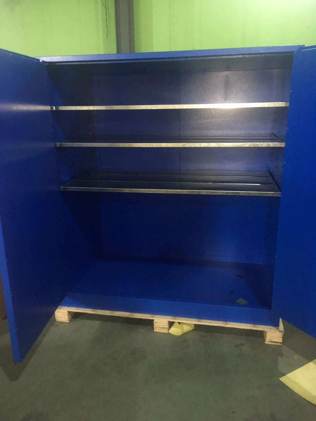 Chemicals Weakly Corrosive Liquids Dangerous Goods Cabinet Storage Safety Cabinet Safety Cabinet for Flammables Acid Alkai