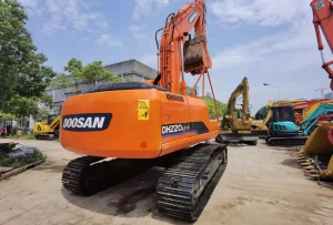 Doosan 220-7 efficient used excavator