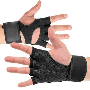 Factory Supply Attractive Price Sport Custom Gym Gloves