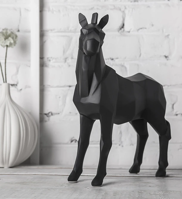 Fashionable  Home Decor Pieces Resin Horse Sculpture Cheap Animal Statue