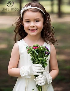 Lace Bridal Gloves for Little Girls Cute Flower Girls Gloves with Pearl Handmade Wedding Gloves for Children