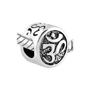 Metal custom logo engraved European style charm bead for women bracelet