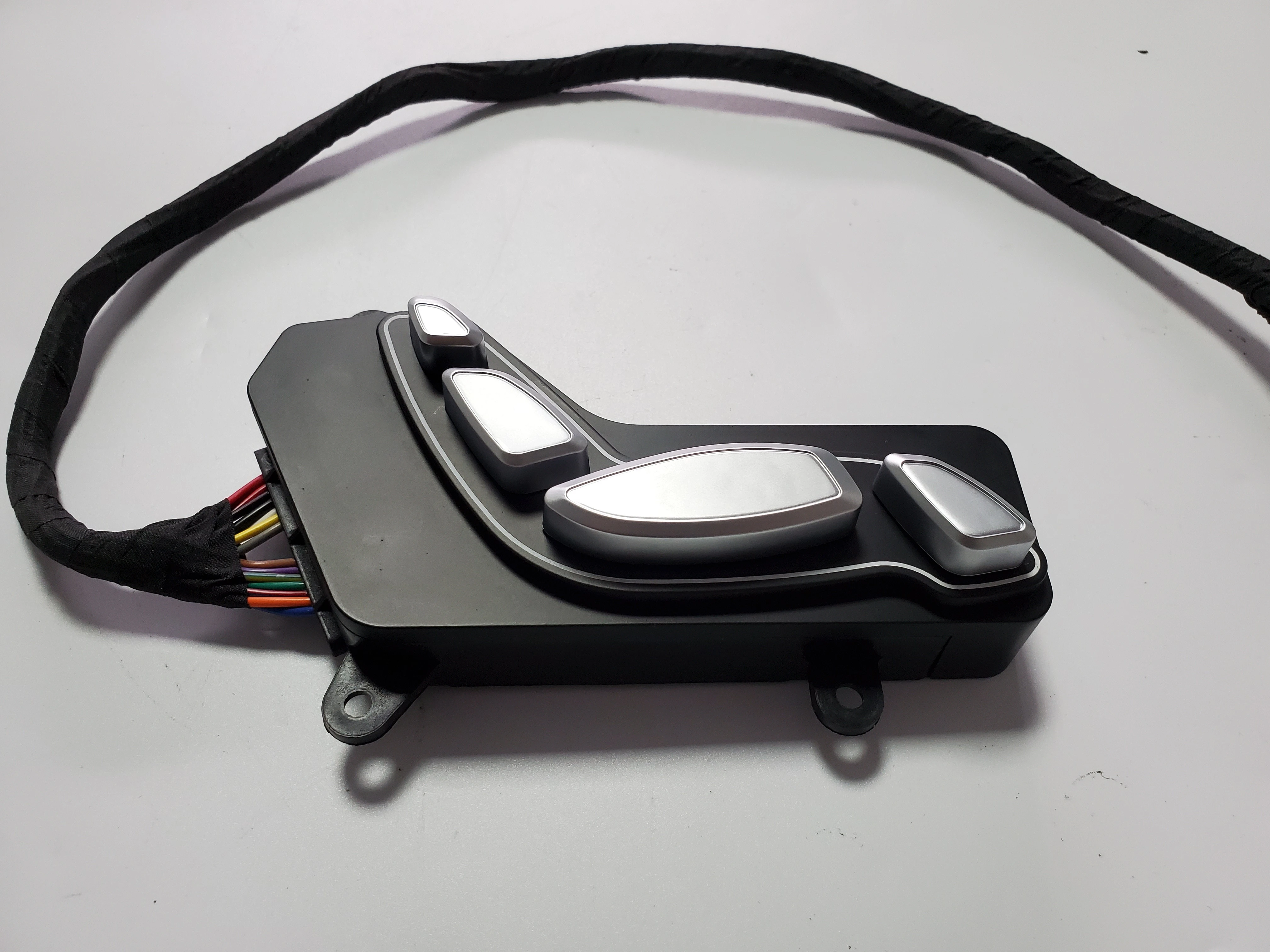 The seat adjustment switch is used to control the seat direction of the luxury seat