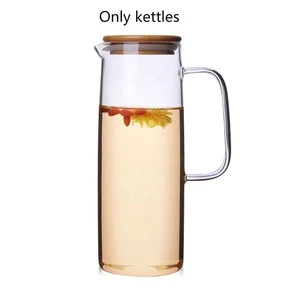 wholesale Handmade borosilicate  heat resistant  drinking glass water pitcher jug with  filter lid