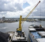 40t Lattice Boom Floating Crane / Barge Crane with Grab for Bulk Cargo Handling