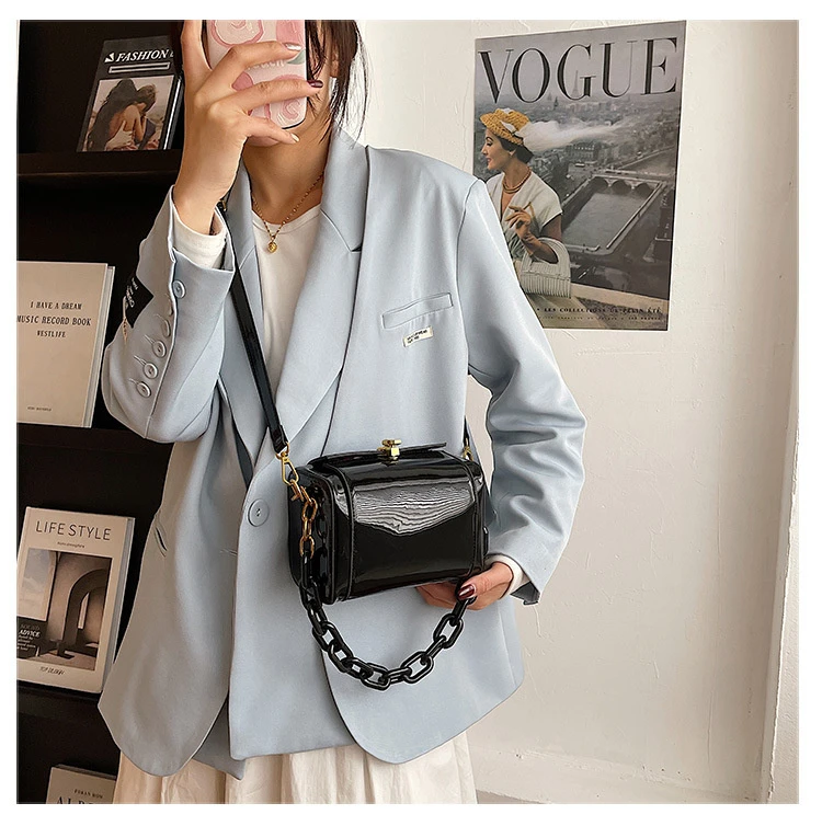 2021 Low price simple chain box bag chain shoulder crossbody purse ladies fashion handbags