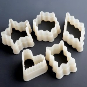 5pcs different shape Cookie Cutter cake tools plastic cake cutter