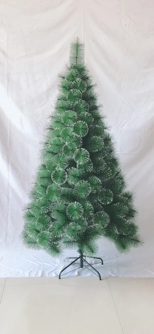 China Manufacturer Artificial PET Christmas Tree Decorated Customized Size Christmas Tree With Snow