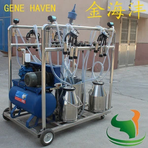 Four Bucket Portable Mobile Cow Milking Squeezing Machine For Dairy Farm