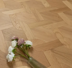 High Quality White Red Oak Engineered Flooring Versailles Parquet Antique vintage design Engineered Wood floor