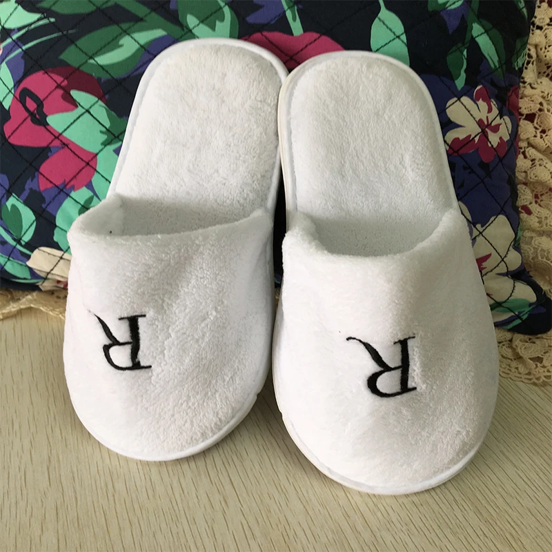 Hotel plush slipper white soft unisex slipper with embroidery logo