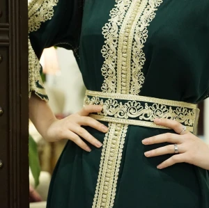 New Arrival 2021Bottle Green Silk Fabric Moroccan Caftan With Very Attractive Fine quality Hand Embroidery Dress For Arab Woman