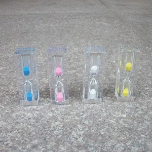 Simple and practical three minutes hourglass transparent crystal resin mini hourglass