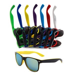 Wholesale 2018 modern design unisex cheap promotional plastic sunglasses