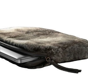 Wholesale faux fur pure color clutch Bag