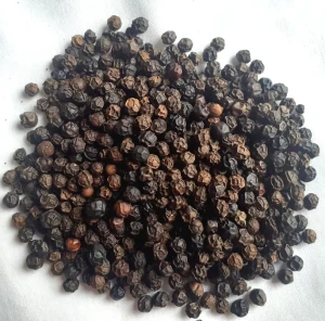 White & Black Pepper