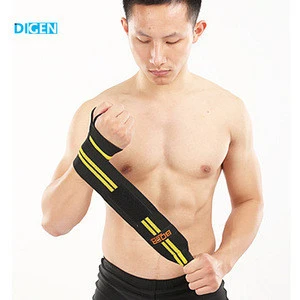 2019 New products adjustable colorful cotton wrist support for gym