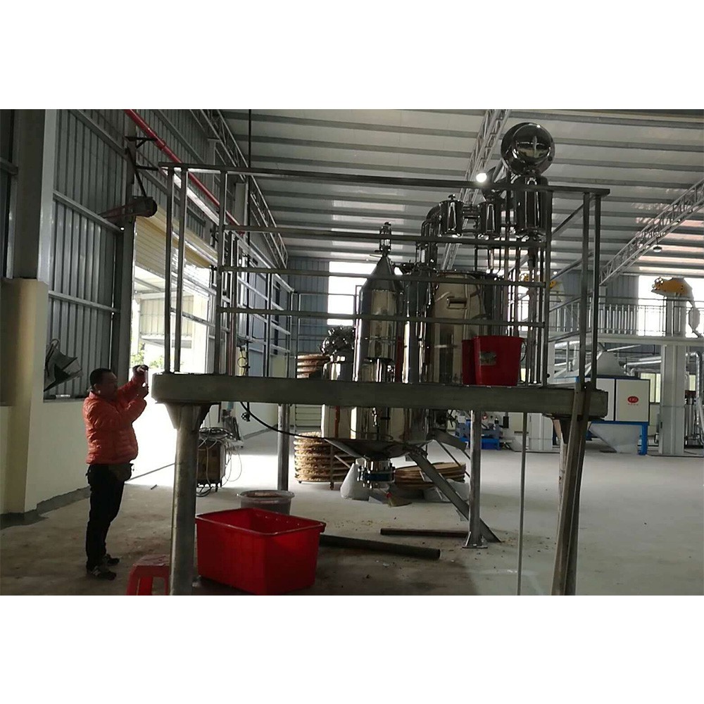 40 years experience Rose essential oil steam distillation extracting machine/oil distillation equipment