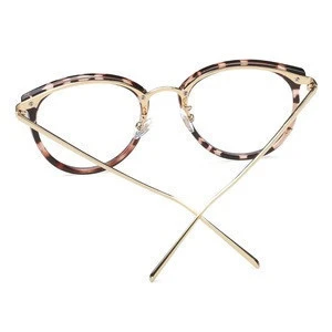 Boyarn 2017 New Eyewear Glasses Frame Fashion Vintage Metal Optical Reading Glasses Frame Women Eyeglasses Frames B1727