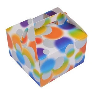 china guangzhou eco-friendly colorful hand-held boxes cake for wedding anniversary