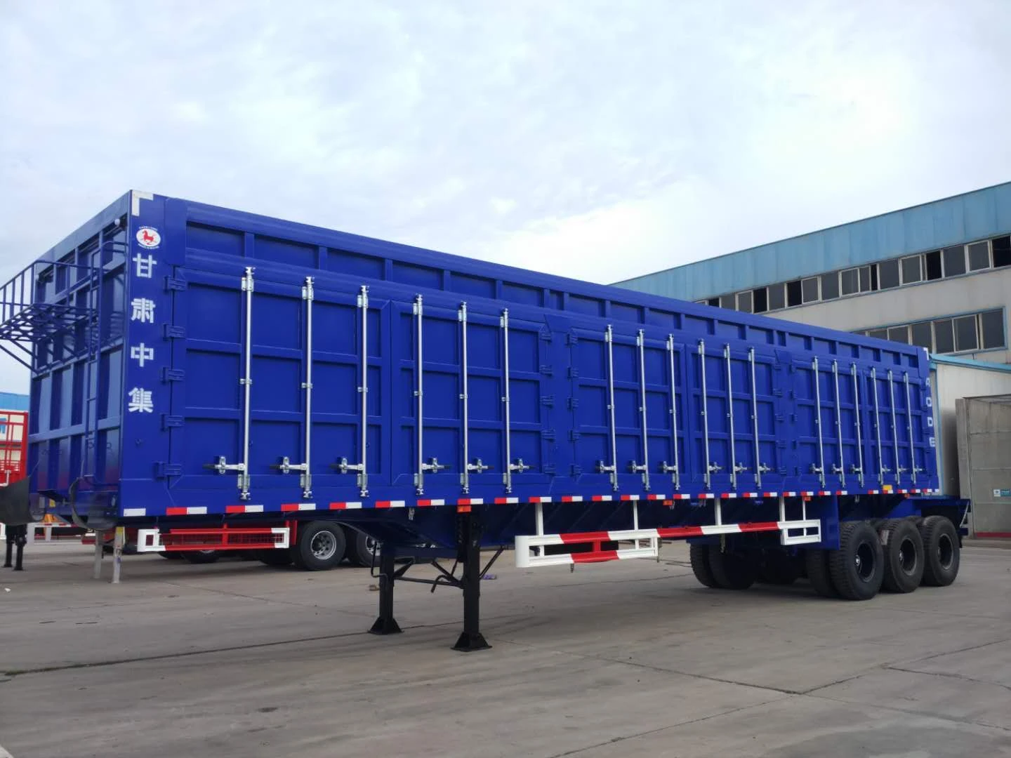 CIMC HUAJUN bulk cargo 3axles box semi trailer dry cargo van truck semi trailer