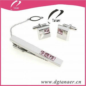 cufflink and tie bar for business gifts
