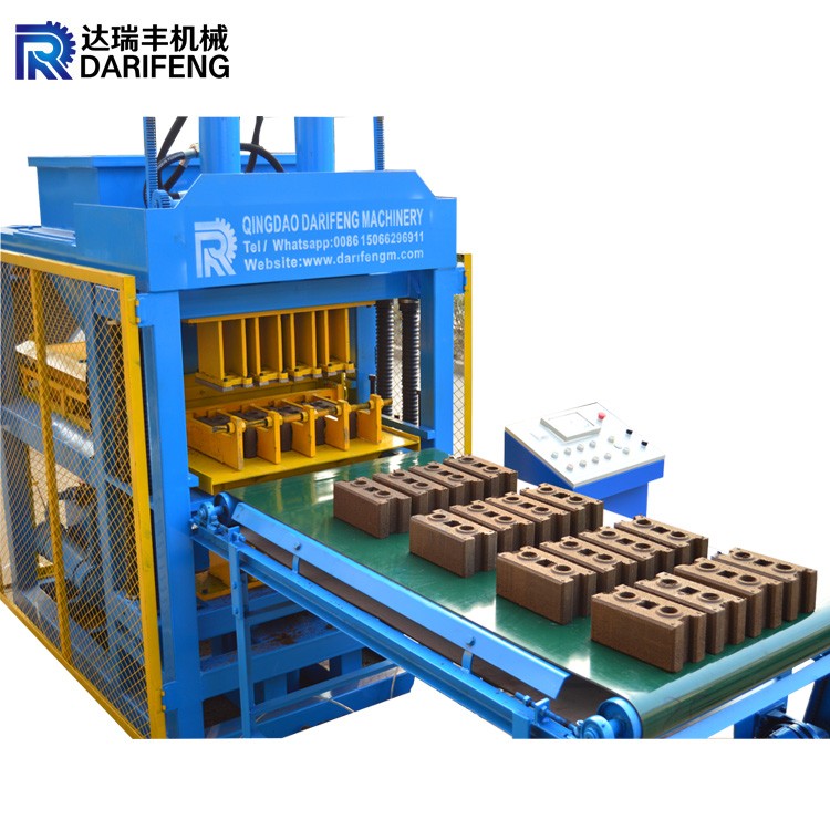 Buy Df4-10 Automatic Soil Clay Interlocking Brick Pressing Machine With ...