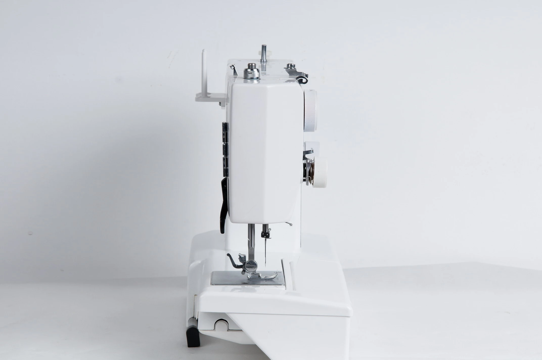 FH2010 high performance electric portable hand swing machine household white sewing machine  in pakistan