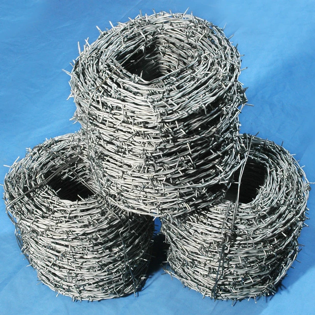 High quality low price barbed wire fence ( manufacture)