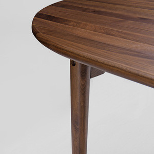 Buy Modern Solid Wood Oval Dining Table For Dining Room from Mindawe ...