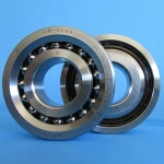NSK angular contact ball Bearing 7002A