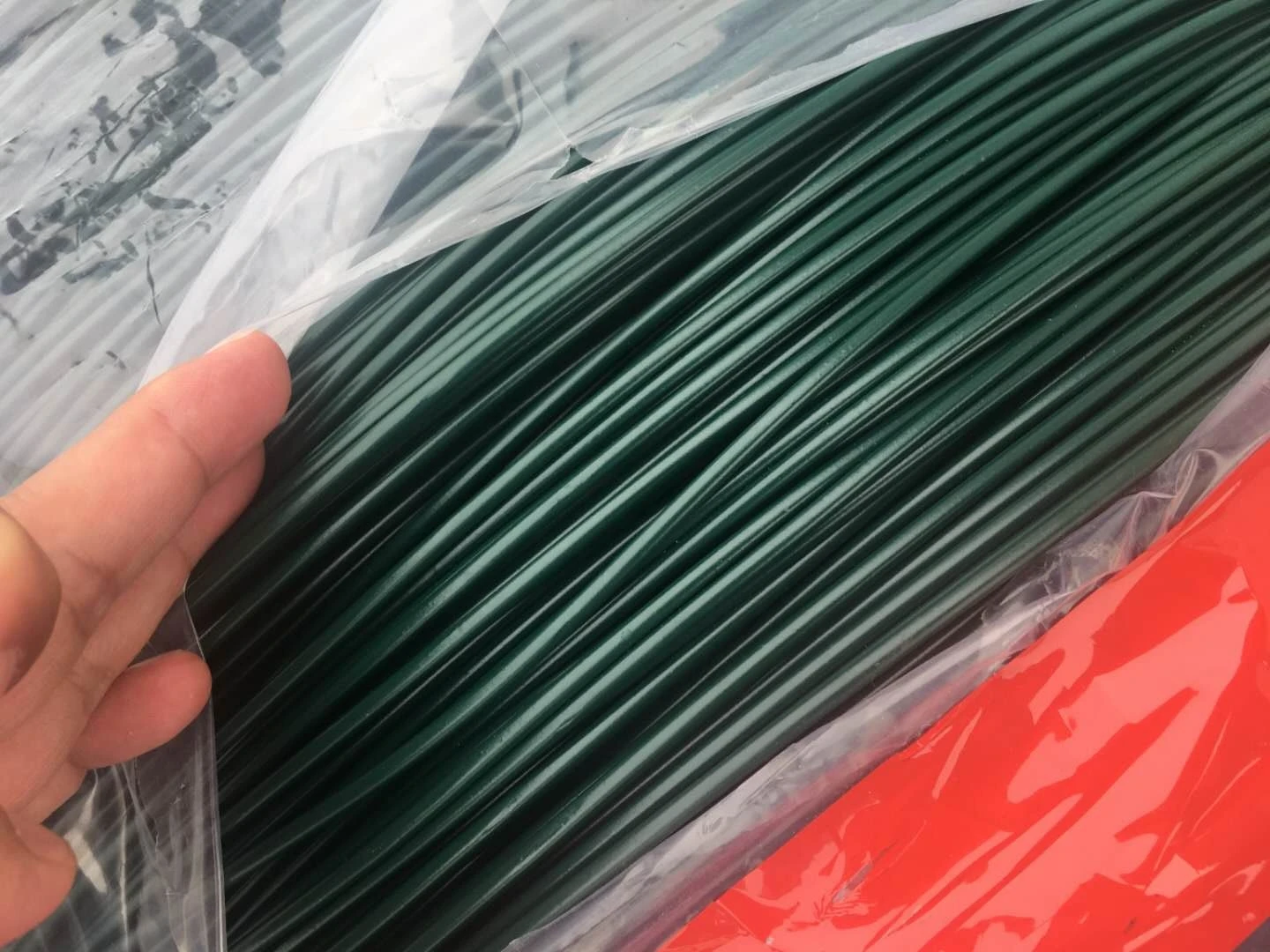 Plastic Coated Wire /PVC Coated  Steel Wire 2.0/3.0mm,2.7/3.7mm etc by NEW Material for MESH