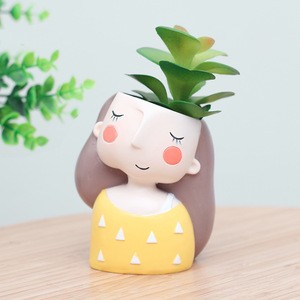 Roogo resin cute girl flowerpots for fleshy plants